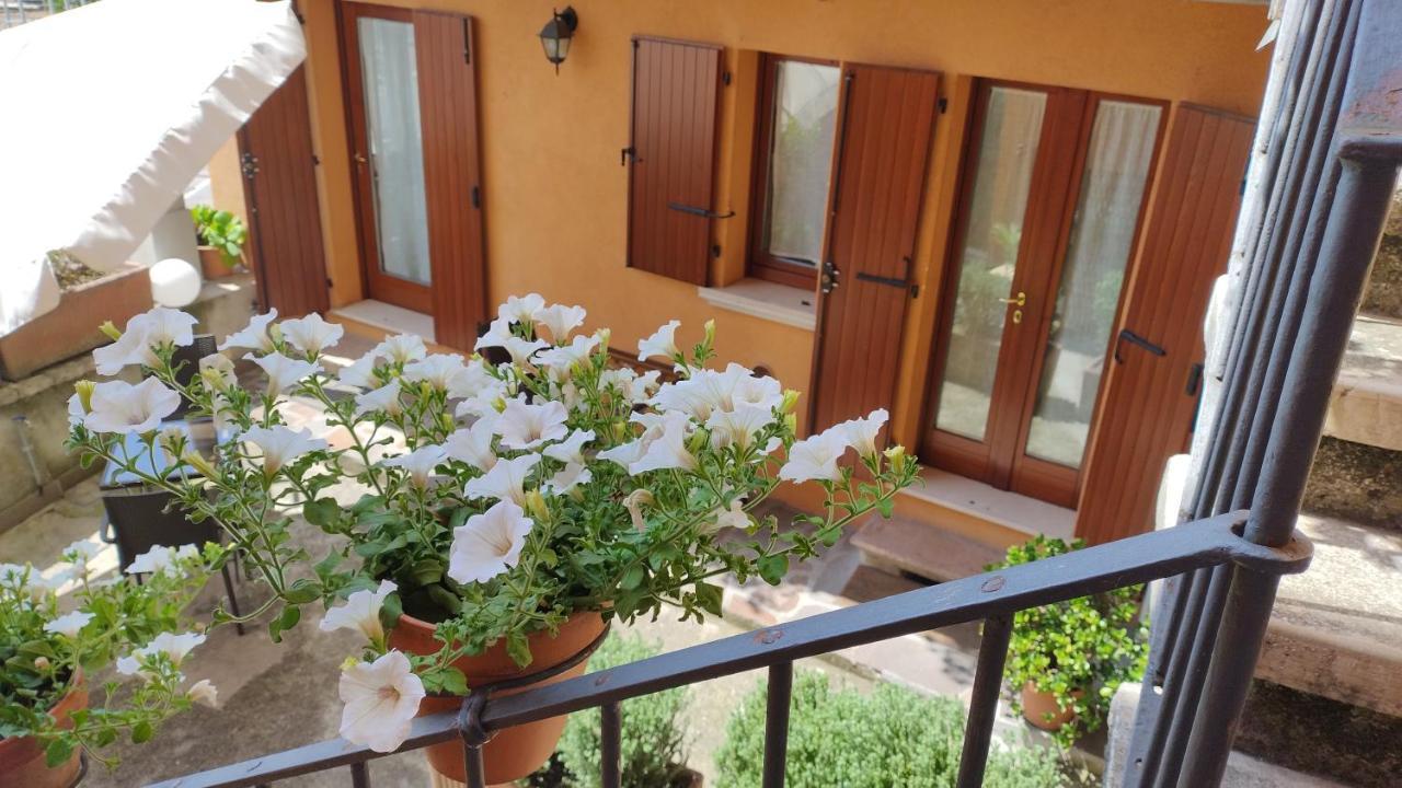 B&B Agora' Gardone Riviera Kültér fotó